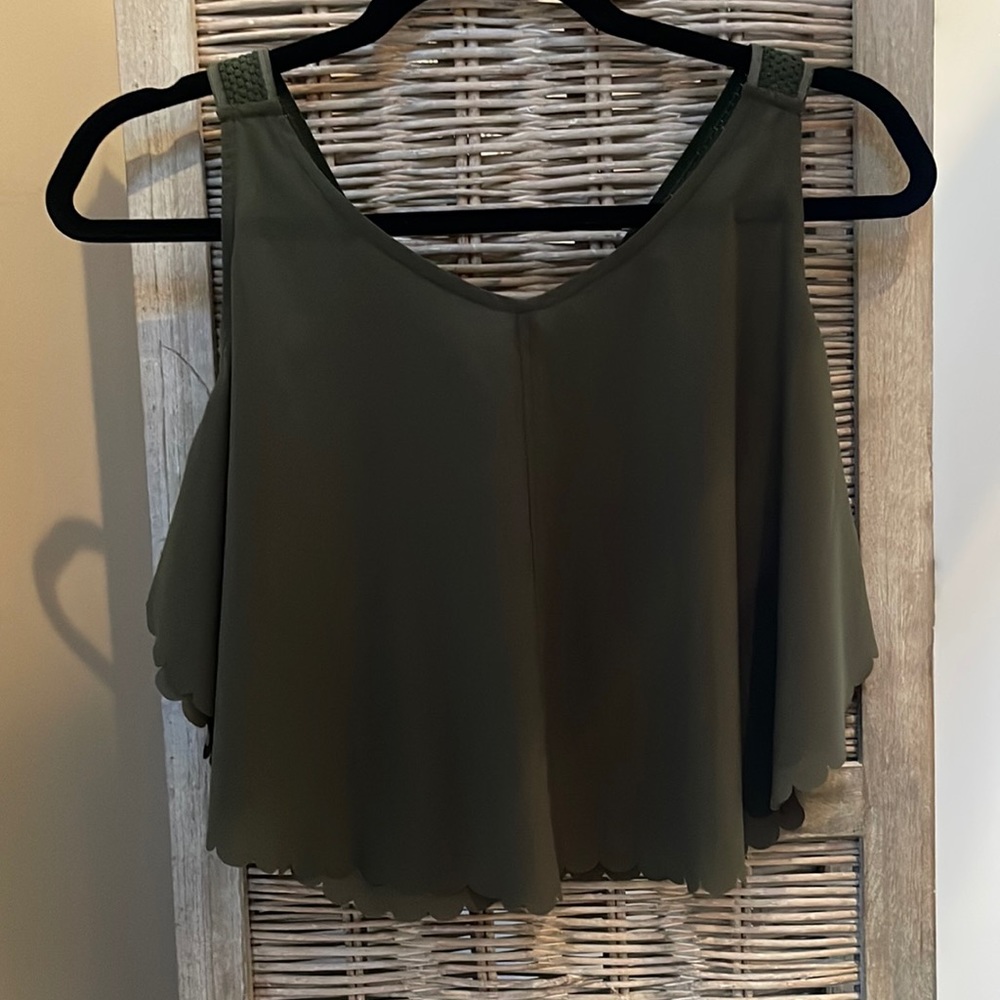 FP movement without crop top
